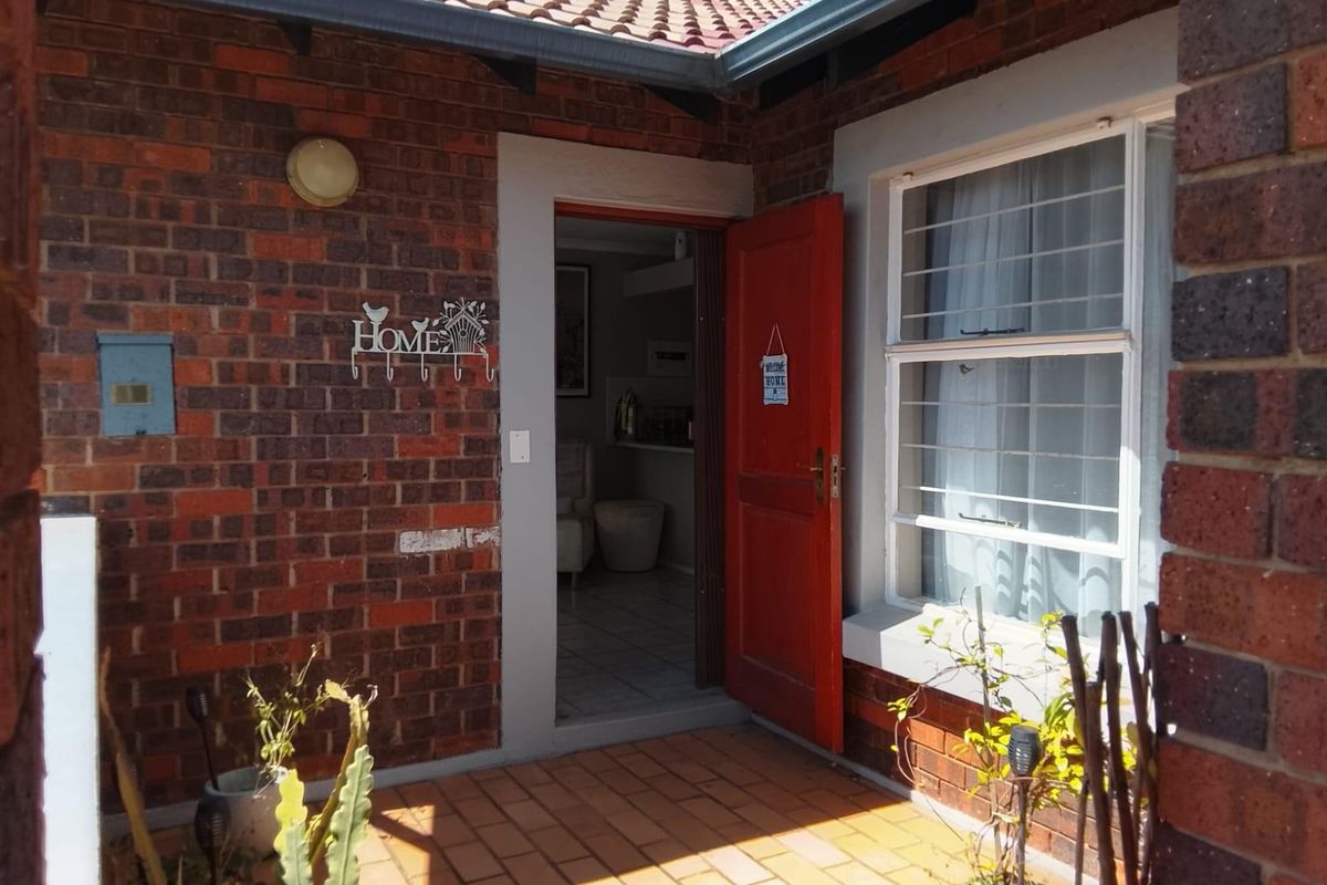 Apartment For sale Glen Marais - Photo 3