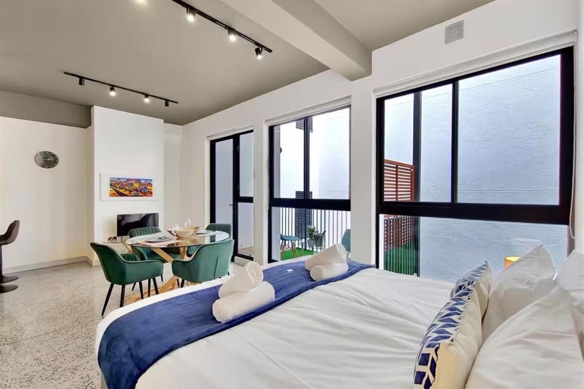 Apartment To Rent in Cape Town City Centre, Cape Town - Photo 5