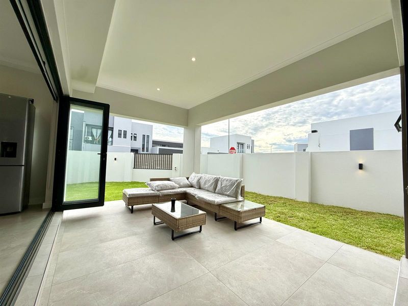 Brand New Double-Storey Four Bedroom Home in Sandown - Photo 6