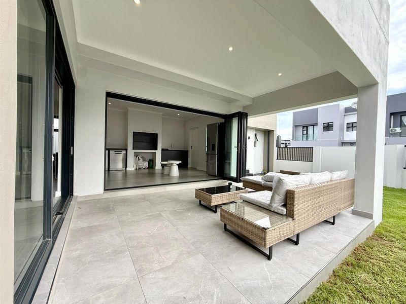Brand New Double-Storey Four Bedroom Home in Sandown - Photo 5