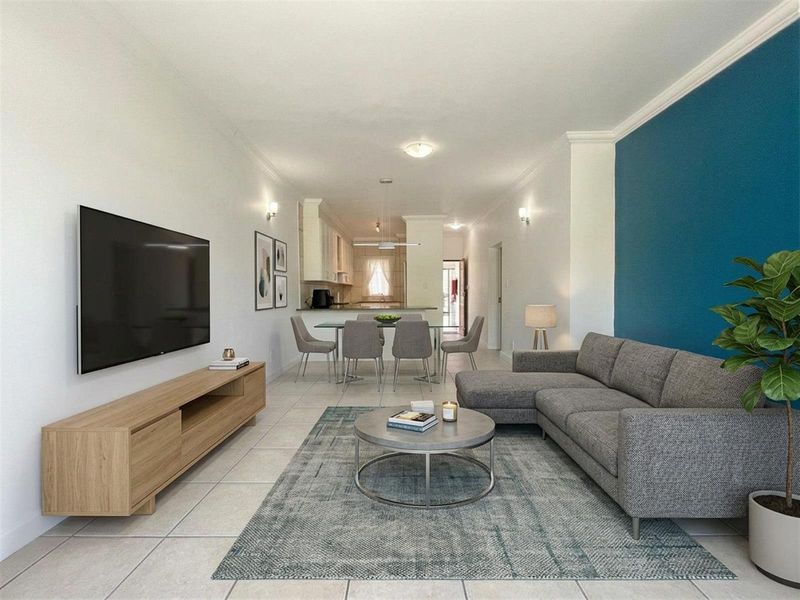 Spacious 1-Bedroom Apartment with Treetop Views in Secure Setting - Photo 2