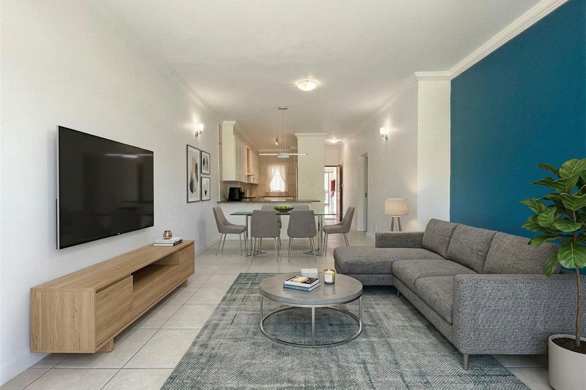 Spacious 1-Bedroom Apartment with Treetop Views in Secure Setting - Photo 2