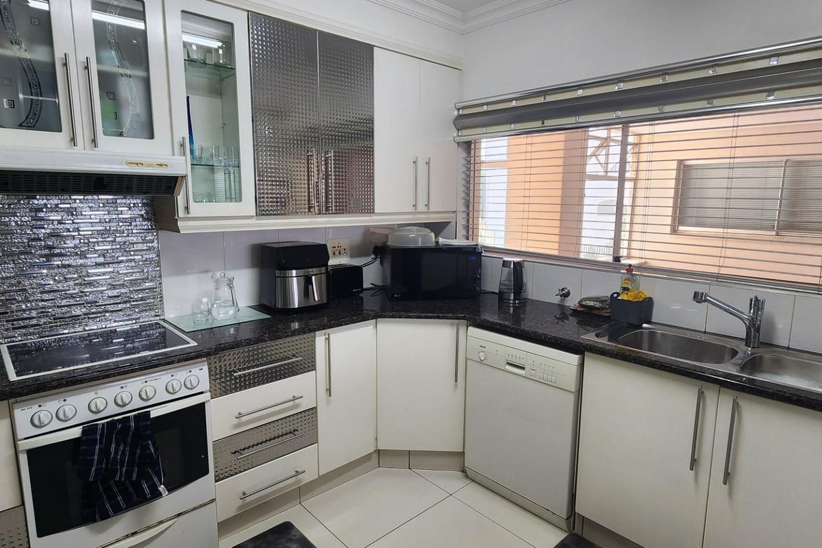 Furnished Apartment To Rent in Umhlanga Central, Umhlanga, KwaZulu Natal - Photo 4