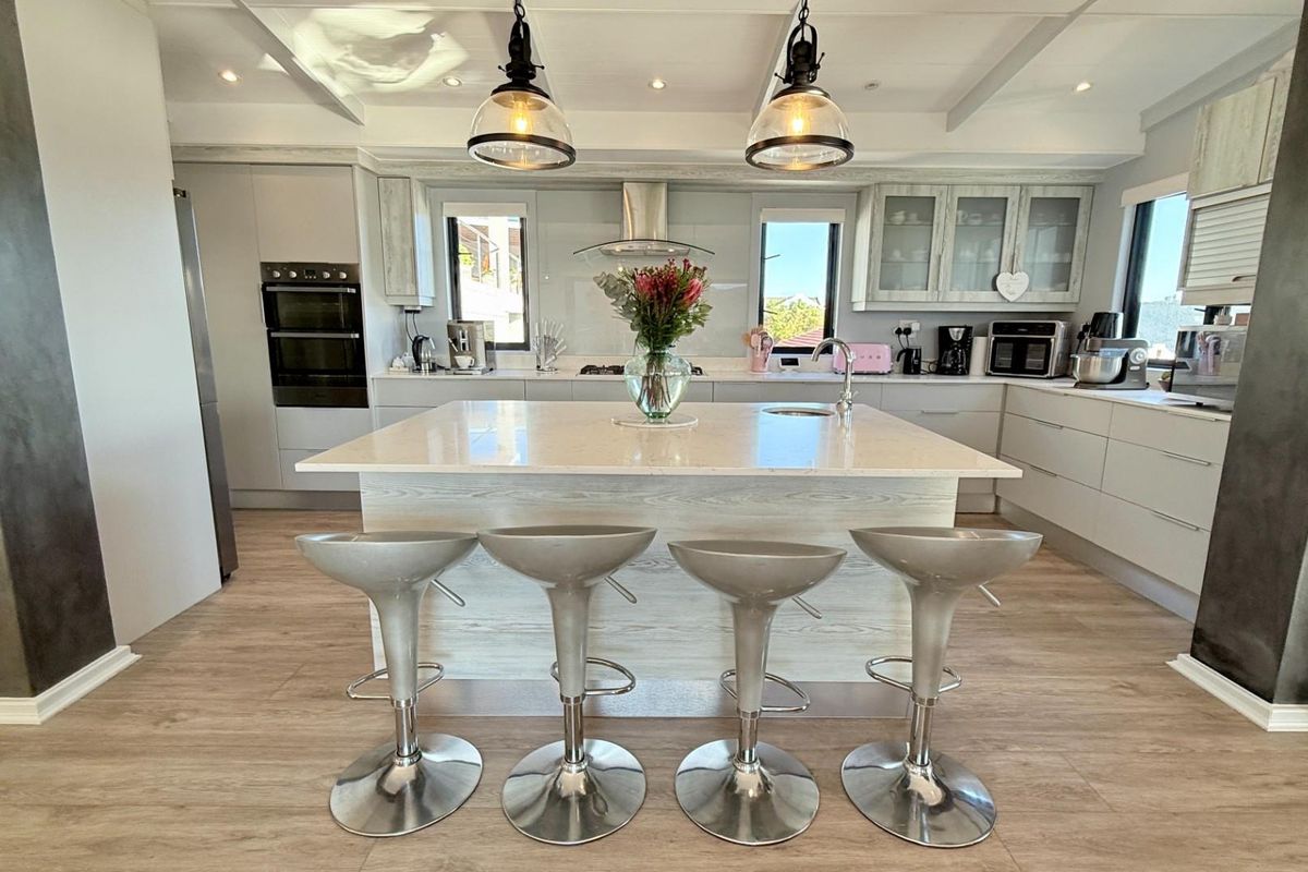 Knysna Heights - Photo 3