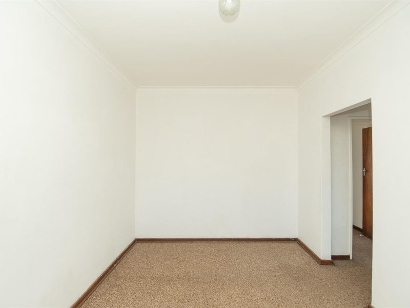 Apartment For Sale in Newton Park, Port Elizabeth - Photo 6