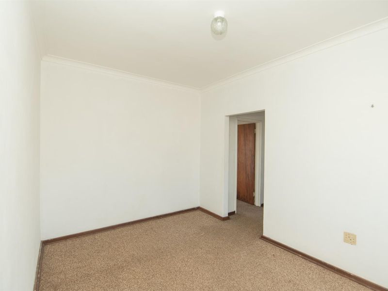 Apartment For Sale in Newton Park, Port Elizabeth - Photo 5