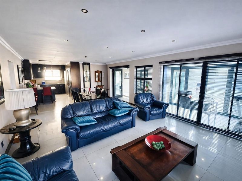 Awesome 4 Bedroom Home in Sonkring for sale - Photo 5