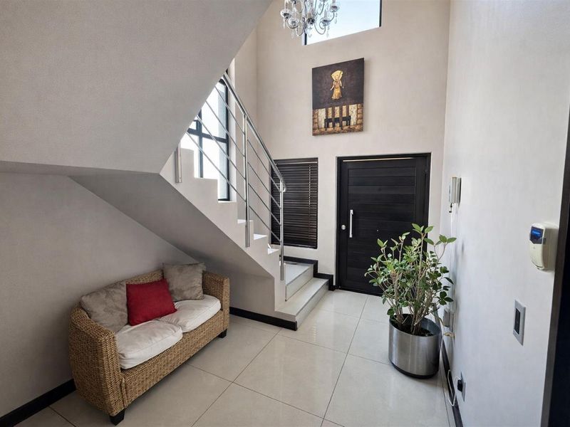 Awesome 4 Bedroom Home in Sonkring for sale - Photo 2