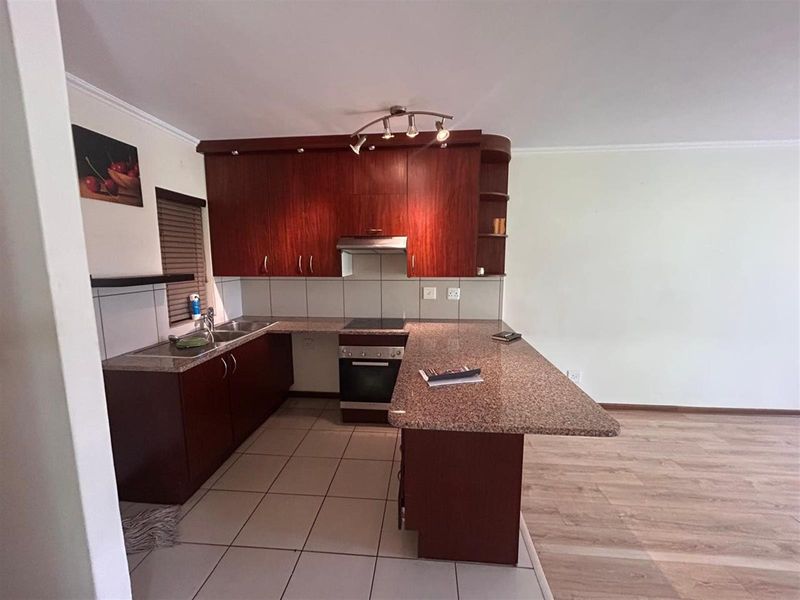 House For Sale in Zandspruit, Randburg - Photo 8