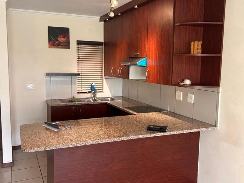 House For Sale in Zandspruit, Randburg - Photo 6