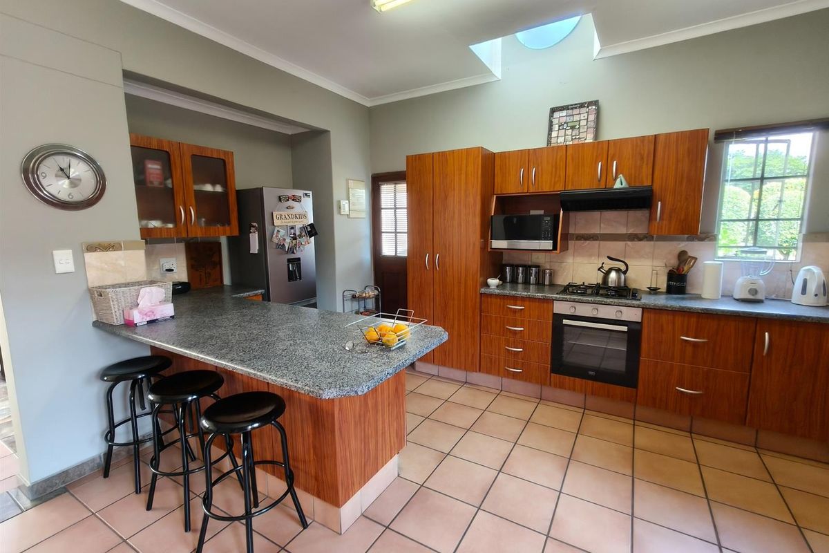 House For Sale in West Acres Ext 25, West Acres, Nelspruit - Photo 3