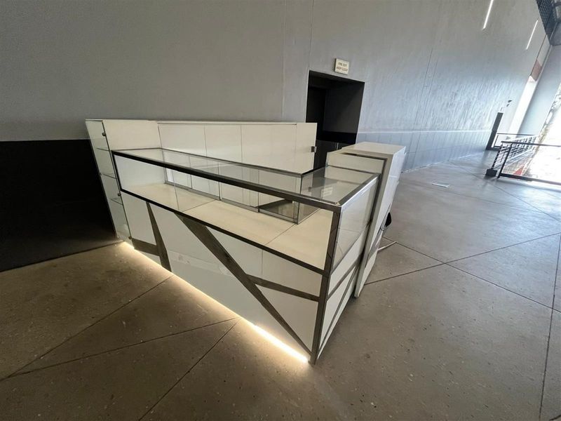 Retail Kiosk Opportunity Village Square, Durbanville - Photo 4