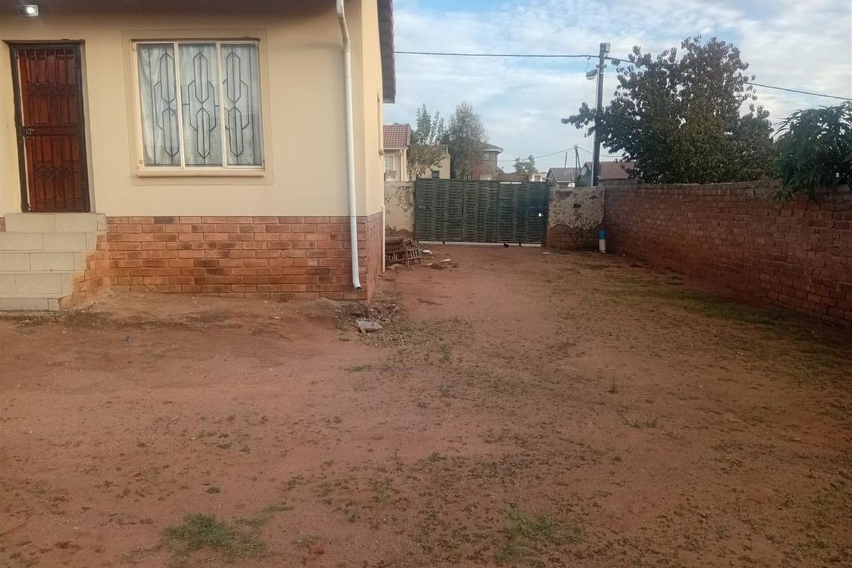 2 Bedrooms House To Rent Cosmo City Ext  8 - Photo 2