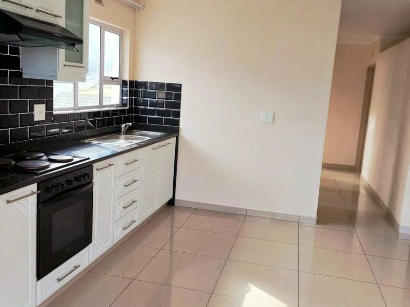 Apartment For Sale in Dawncrest, Verulam, KwaZulu Natal - Photo 5