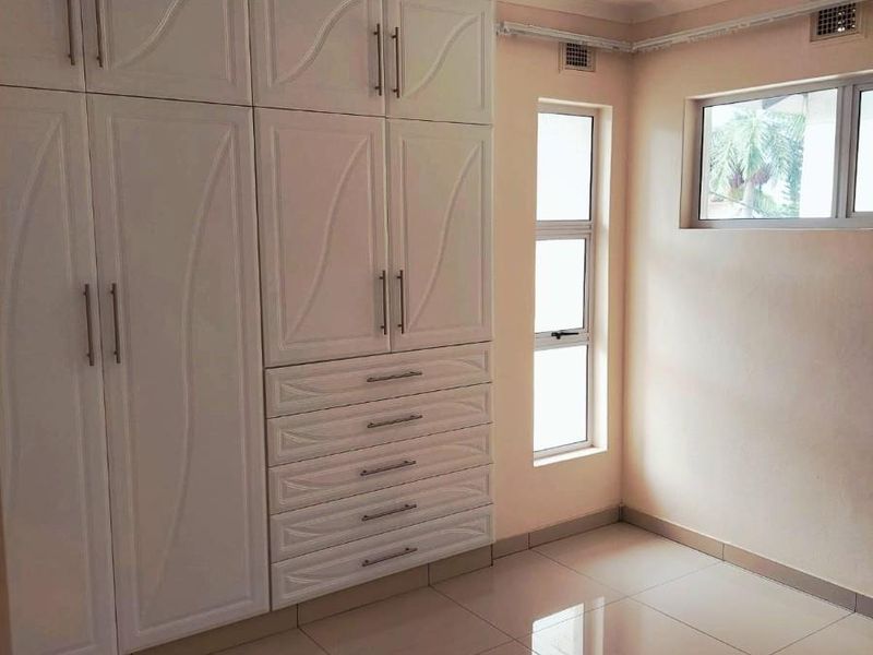 Apartment For Sale in Dawncrest, Verulam, KwaZulu Natal - Photo 10