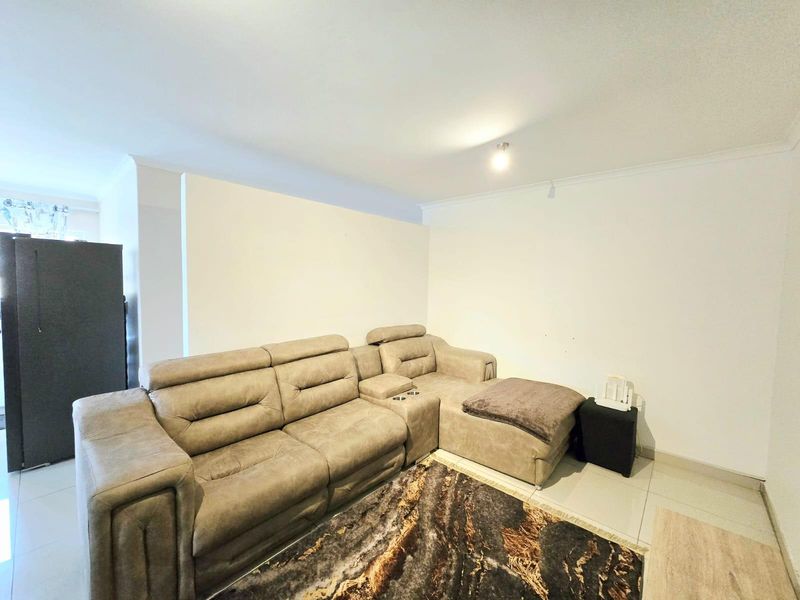 Apartment For Sale in Dawncrest, Verulam, KwaZulu Natal - Photo 8