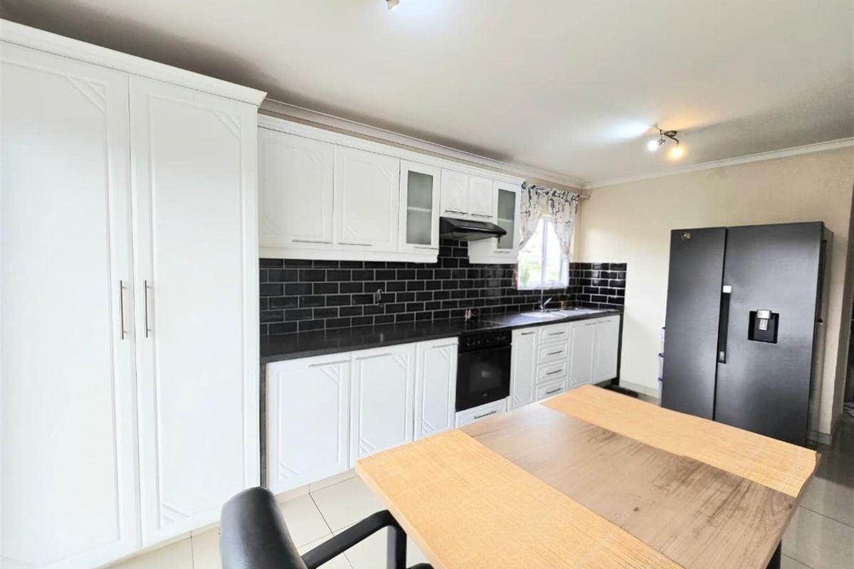 Apartment For Sale in Dawncrest, Verulam, KwaZulu Natal - Photo 2