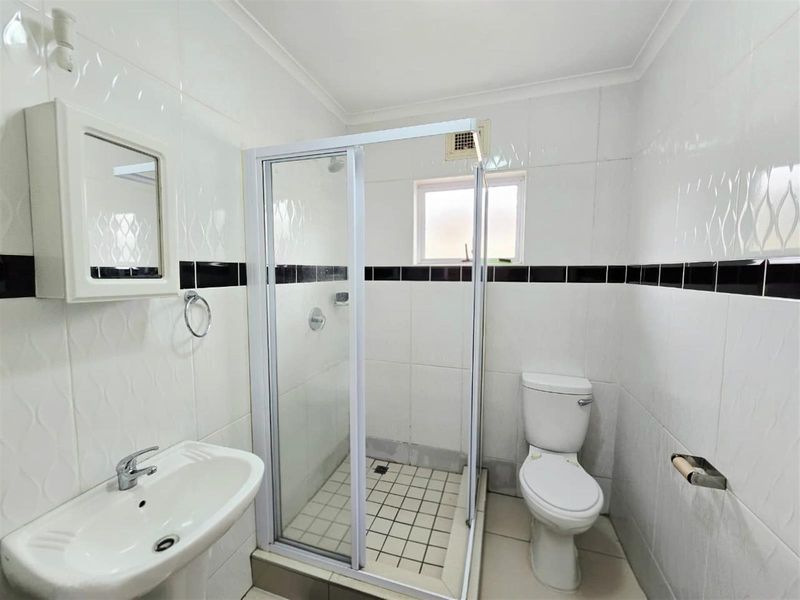 Apartment For Sale in Dawncrest, Verulam, KwaZulu Natal - Photo 10