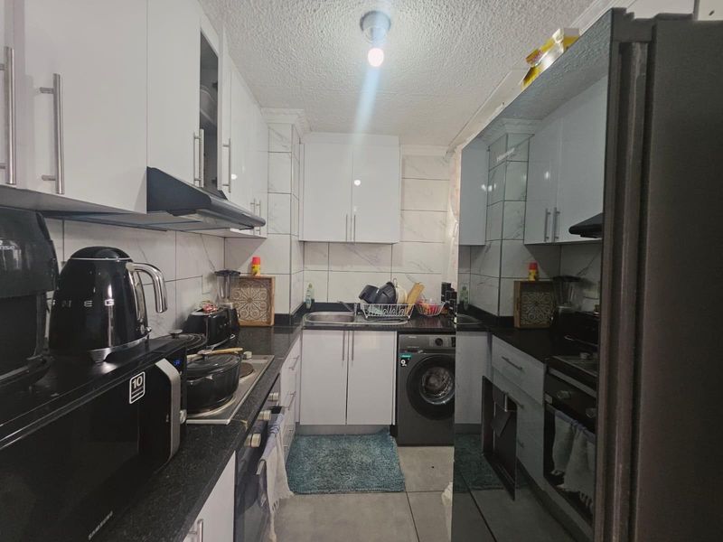 Apartment For Sale in Bulwer Durban - Photo 4