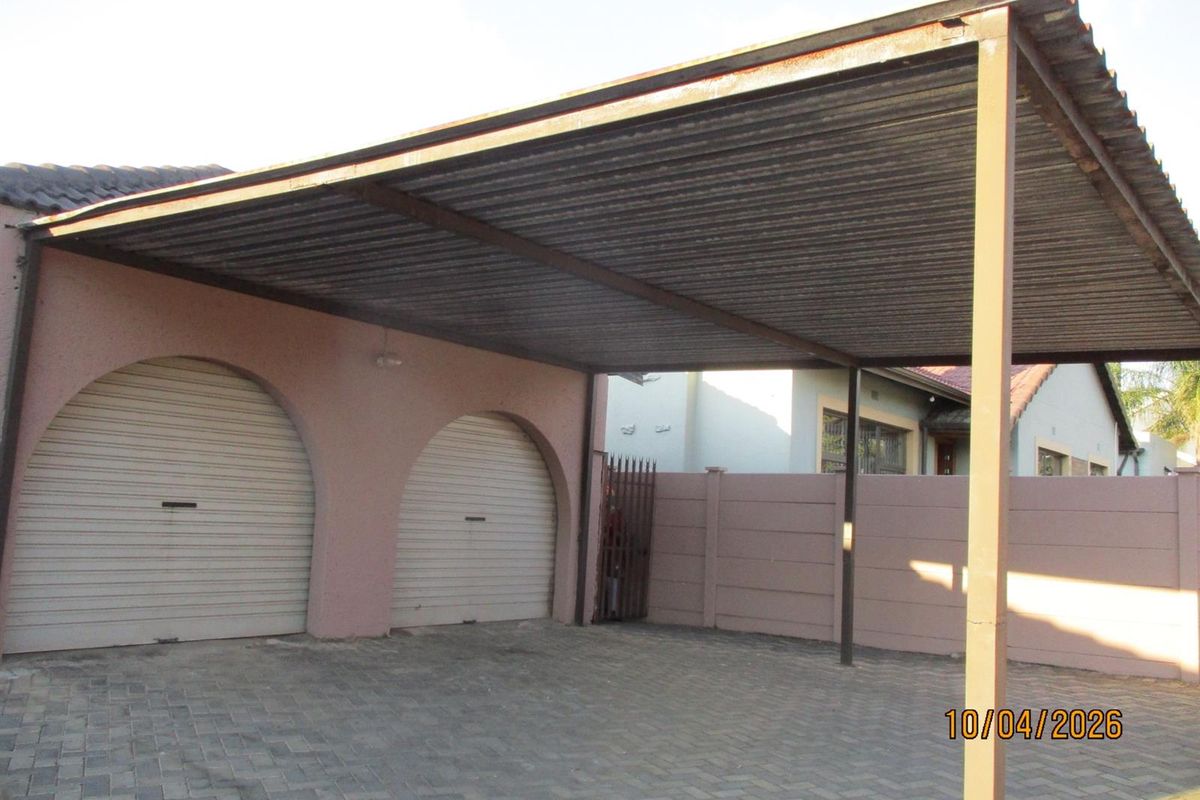 3 Bed House For Sale in Leondale, Roodekop, Germiston - Photo 3