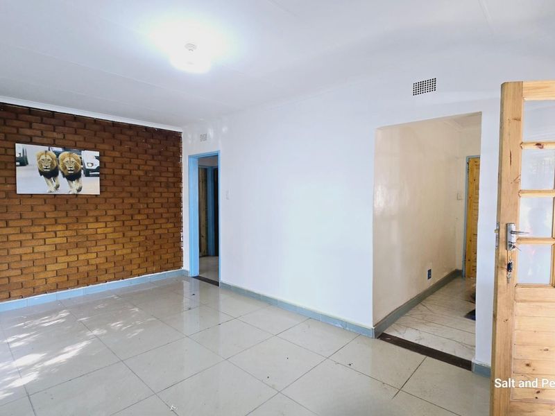 House For Sale in Wolmer, Pretoria - Photo 4
