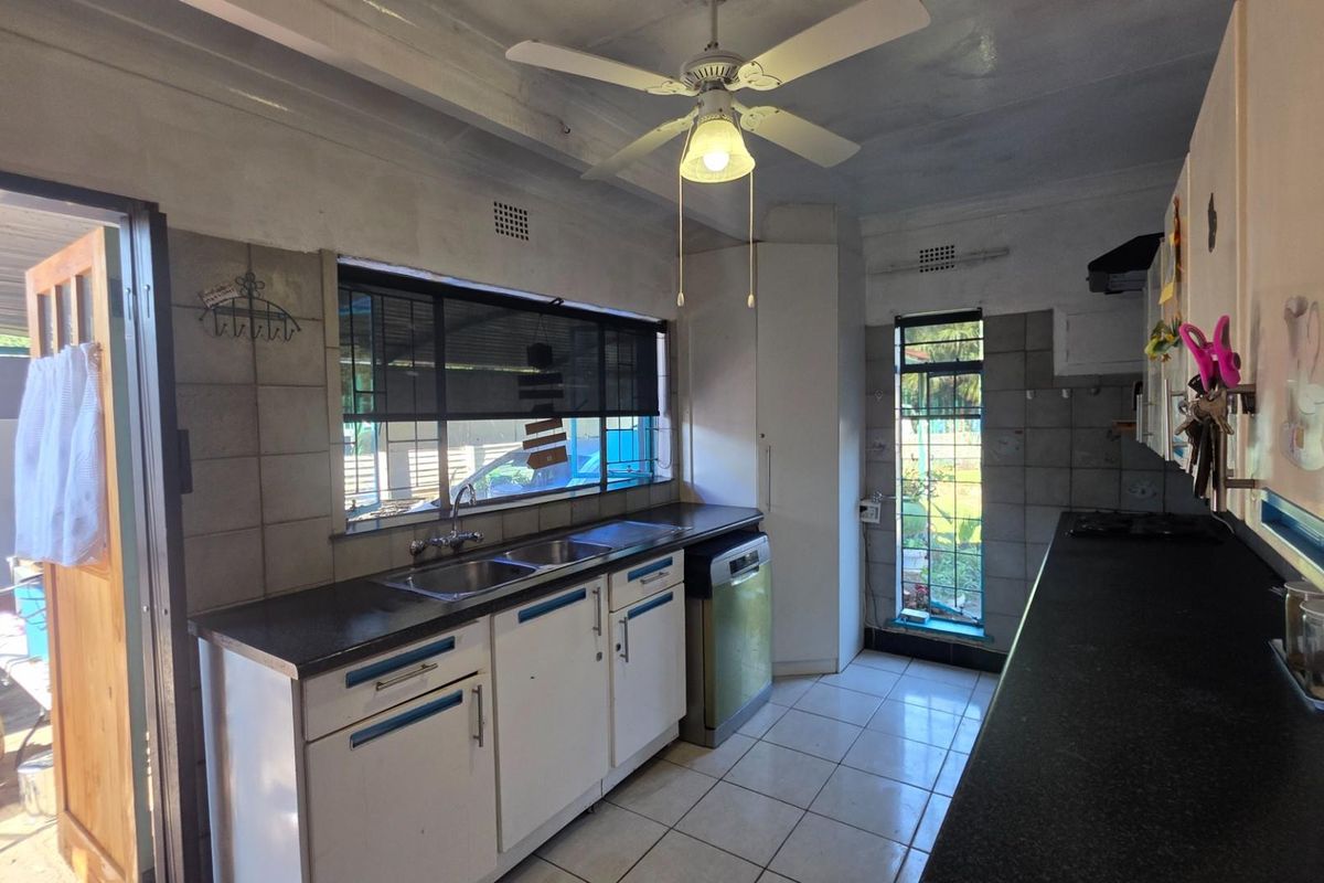 House For Sale in Wolmer, Pretoria - Photo 3