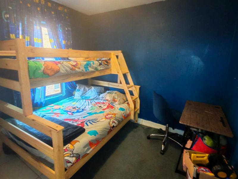 2 Bedroom Apartment For Sale in Groblerpark, Roodepoort - Photo 6