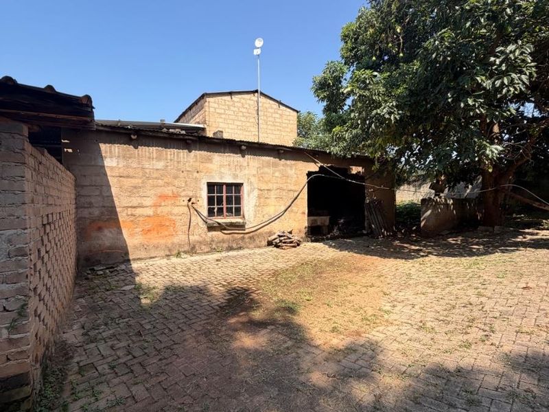 Farm For Sale in White River AH, White River - Photo 2