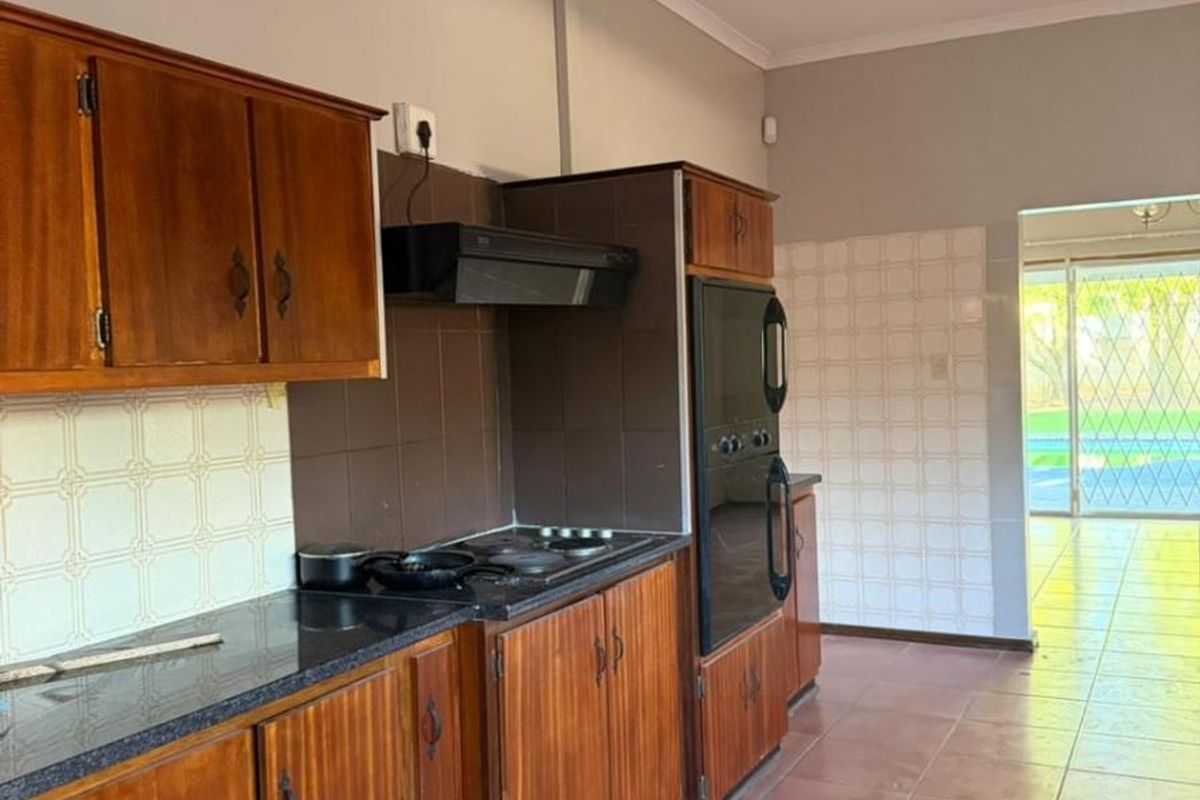 House To Rent in Newcastle Central Newcastle KwaZulu Natal - Photo 5