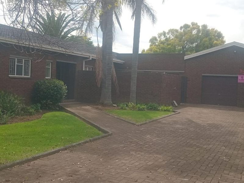 House To Rent in Newcastle Central Newcastle KwaZulu Natal - Photo 2