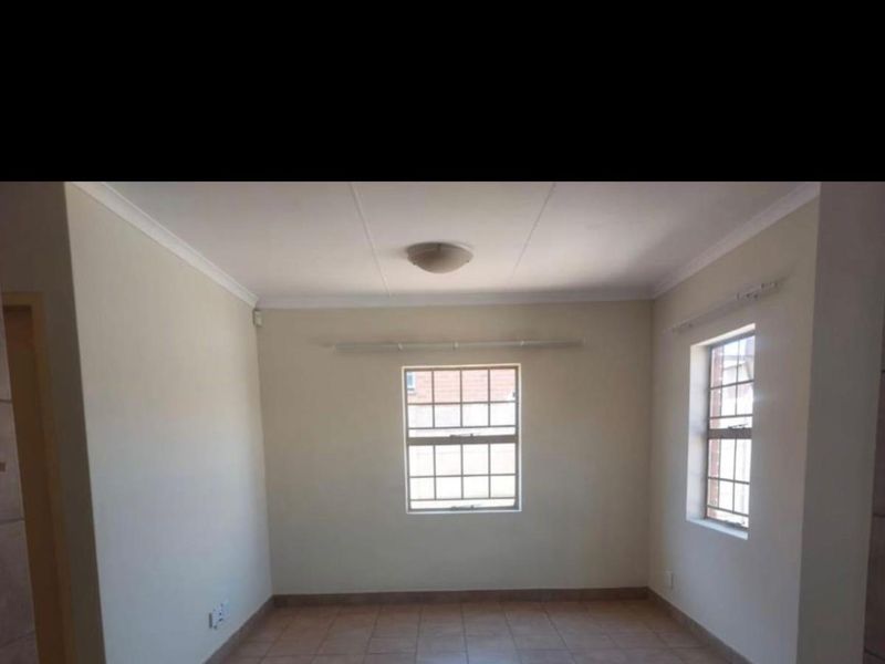 3 Bedroom House for Sale in Centurion, Thatch Hill Estate - Photo 5