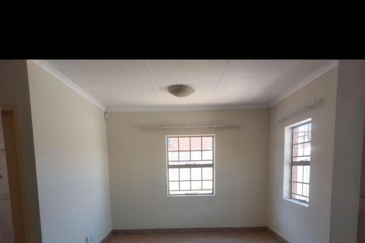 3 Bedroom House for Sale in Centurion, Thatch Hill Estate - Photo 5