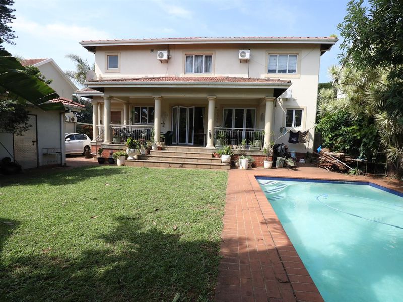 5 Bedroom Double-Story House For Sale in Athlone, Durban North, KwaZulu Natal - Photo 5