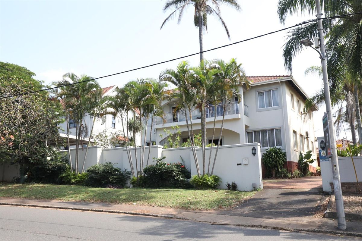 5 Bedroom Double-Story House For Sale in Athlone, Durban North, KwaZulu Natal - Photo 4