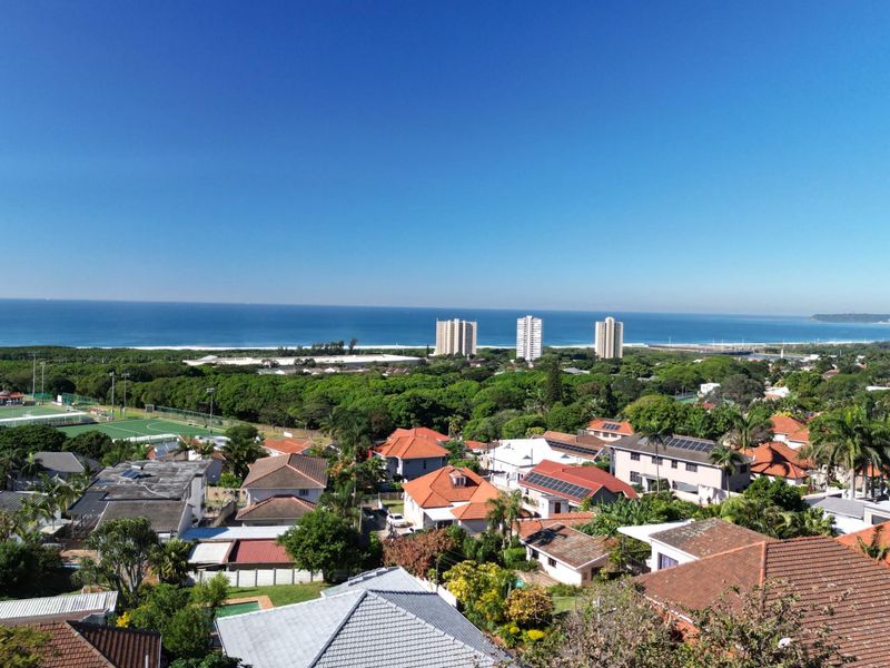 5 Bedroom Double-Story House For Sale in Athlone, Durban North, KwaZulu Natal - Photo 5