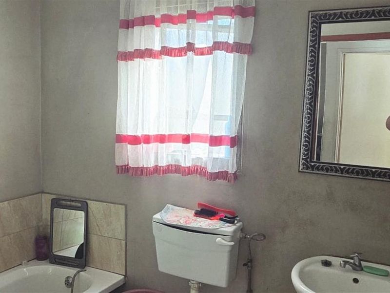 House For Sale in Kuilsrivier Industria, Kuils River - Photo 5