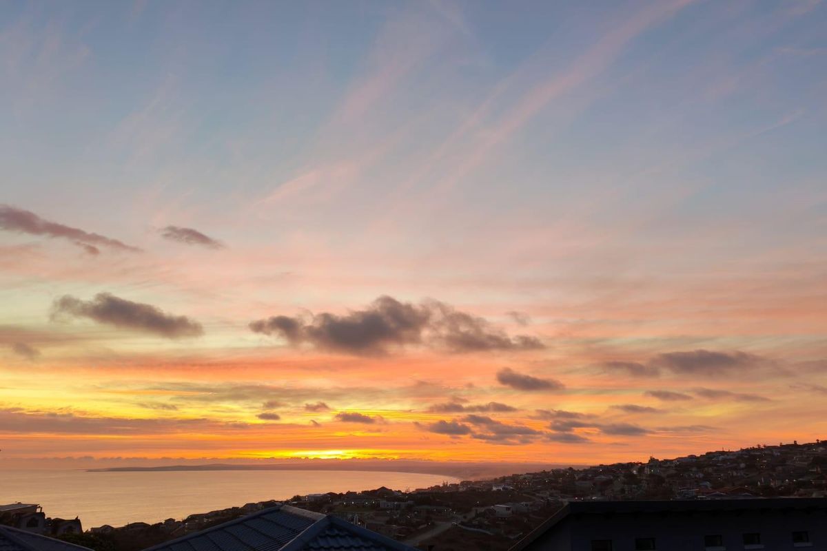 House For Sale in Dana Bay, Mossel Bay - Photo 2