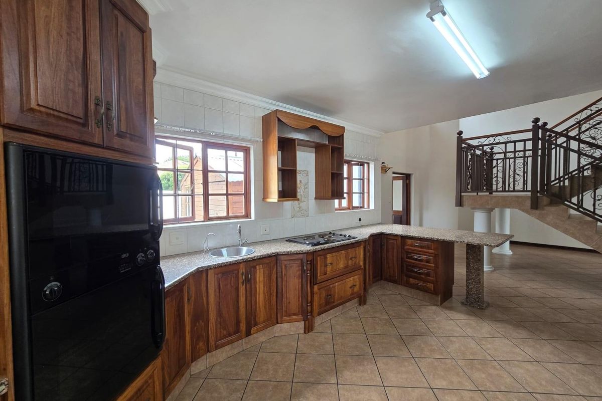 House For Sale in Montana, Pretoria - Photo 4