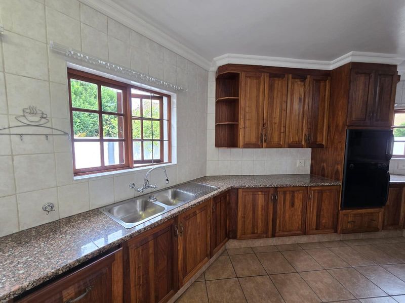 House For Sale in Montana, Pretoria - Photo 6