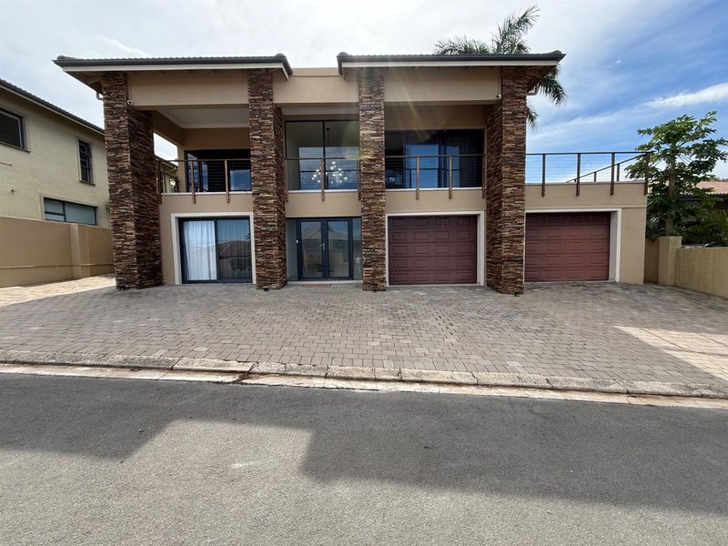 4 Bedroom House In Shelly Beach - Photo 1
