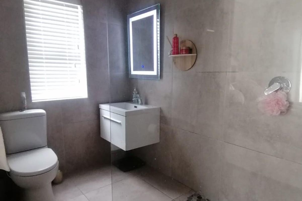 111 sqm House in Bergsigpark Sec complex in Porterville - Photo 5