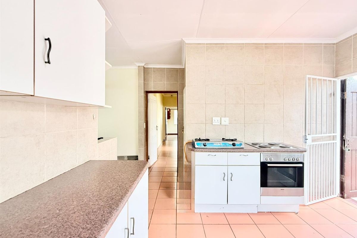 4Bedroom house for Rent in Germiston - Photo 4