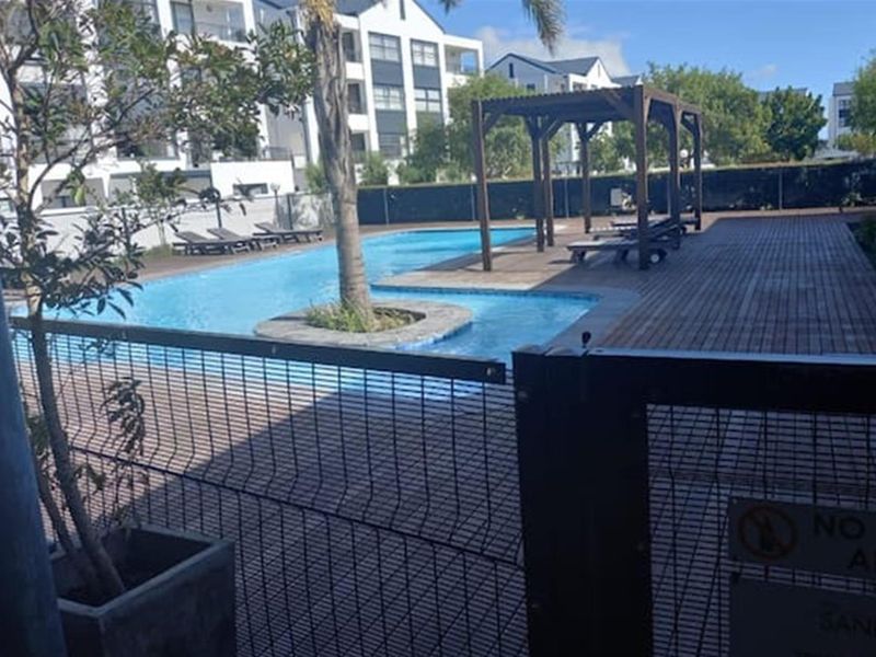 Modern 1-Bedroom Apartment in The Sandown - Lifestyle Living Redefined - Photo 7