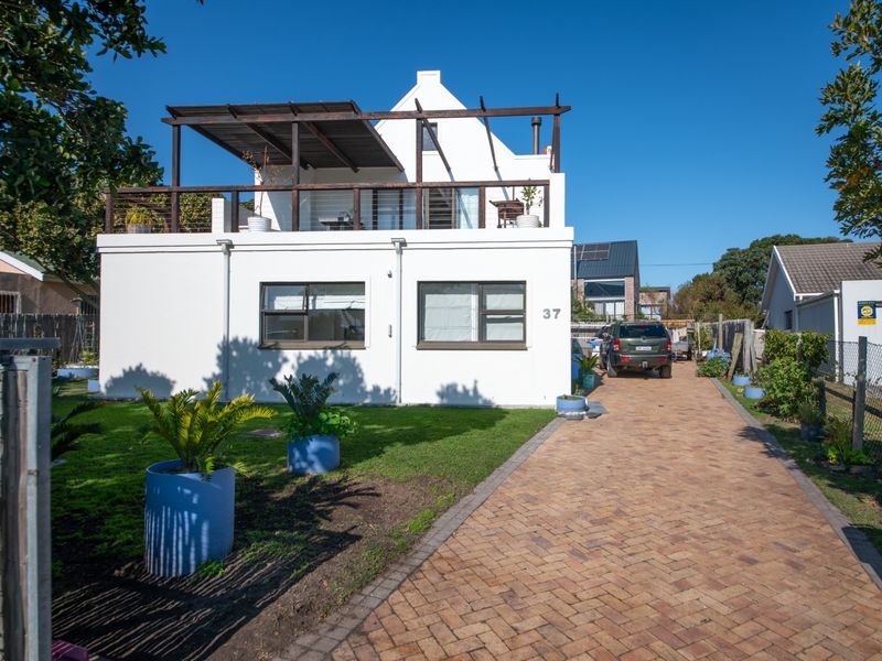 House for Sale - Photo 2