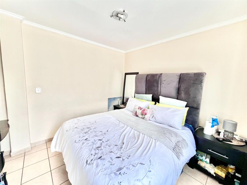 2 Bed First Floor Apartment - Photo 7