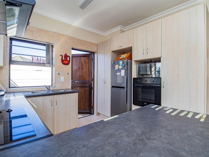 Blue Mountain Retirement Village - Photo 9