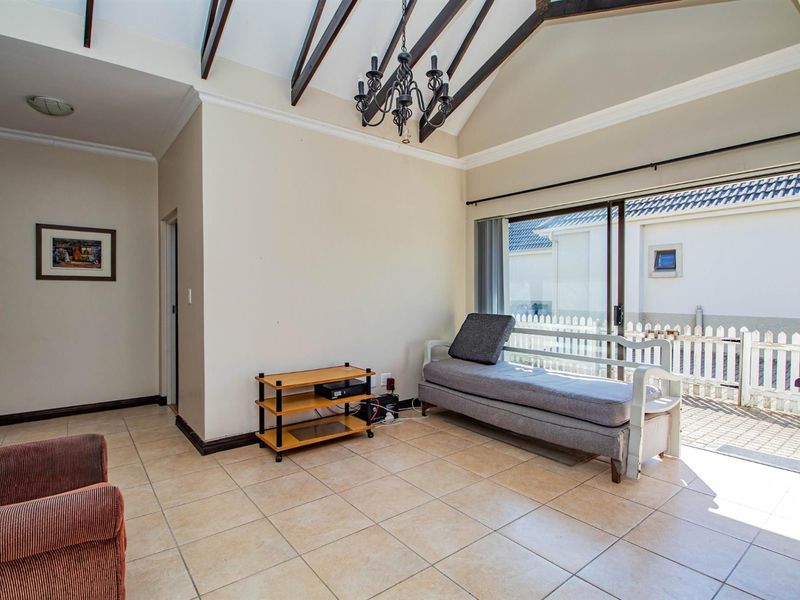 Blue Mountain Retirement Village - Photo 5