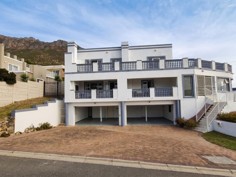 House For Sale in Gordons Bay, Mountainside - Photo 2