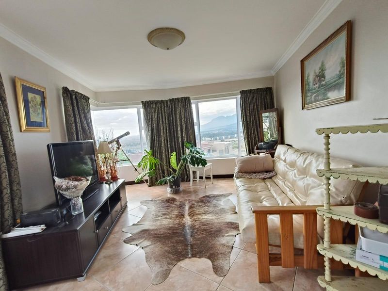 House For Sale in Gordons Bay, Mountainside - Photo 10