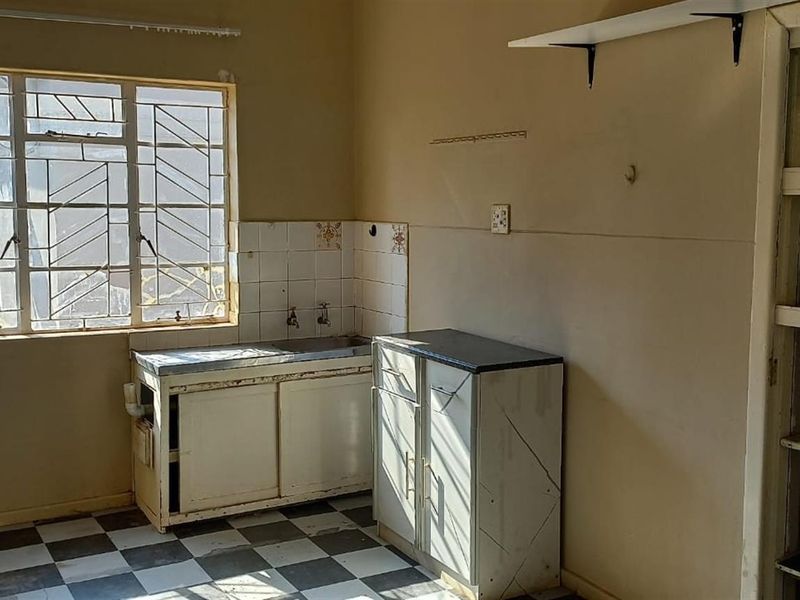 House For Sale in Kirstenhof, Kimberley - Photo 6